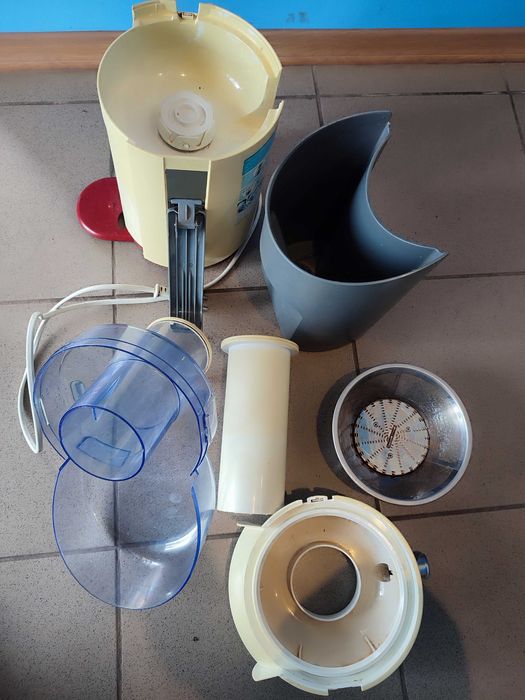 Соковыжималка центробежная PHILIPS HR1858