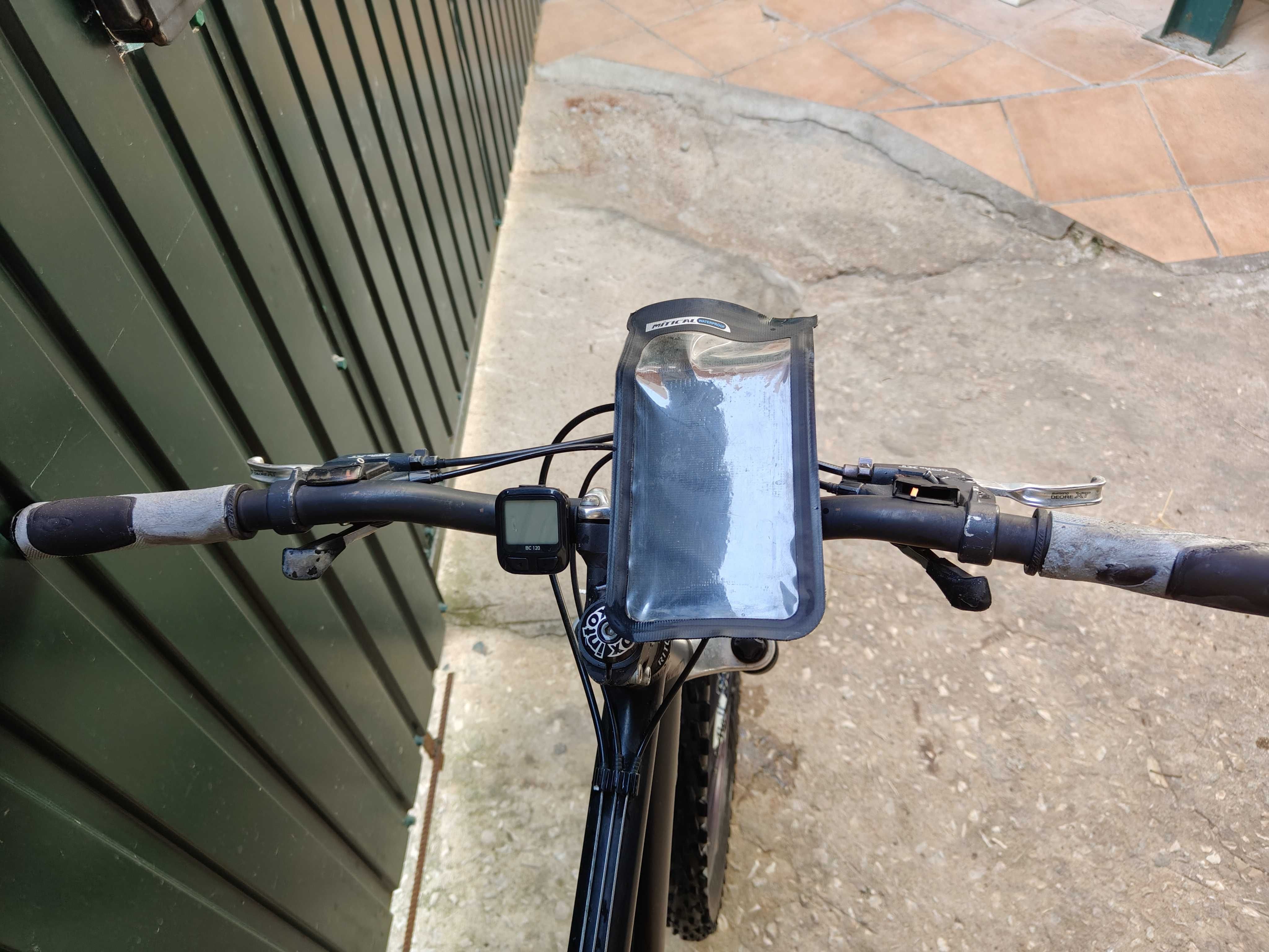 Bicicleta de Montanha Preta - BTT