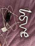 Led na sciane love
