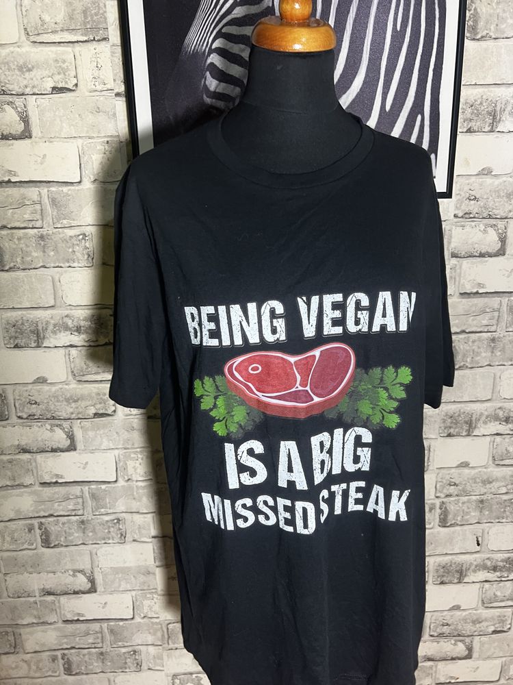 Stylowa duża męska koszulka tshirt  being vegan