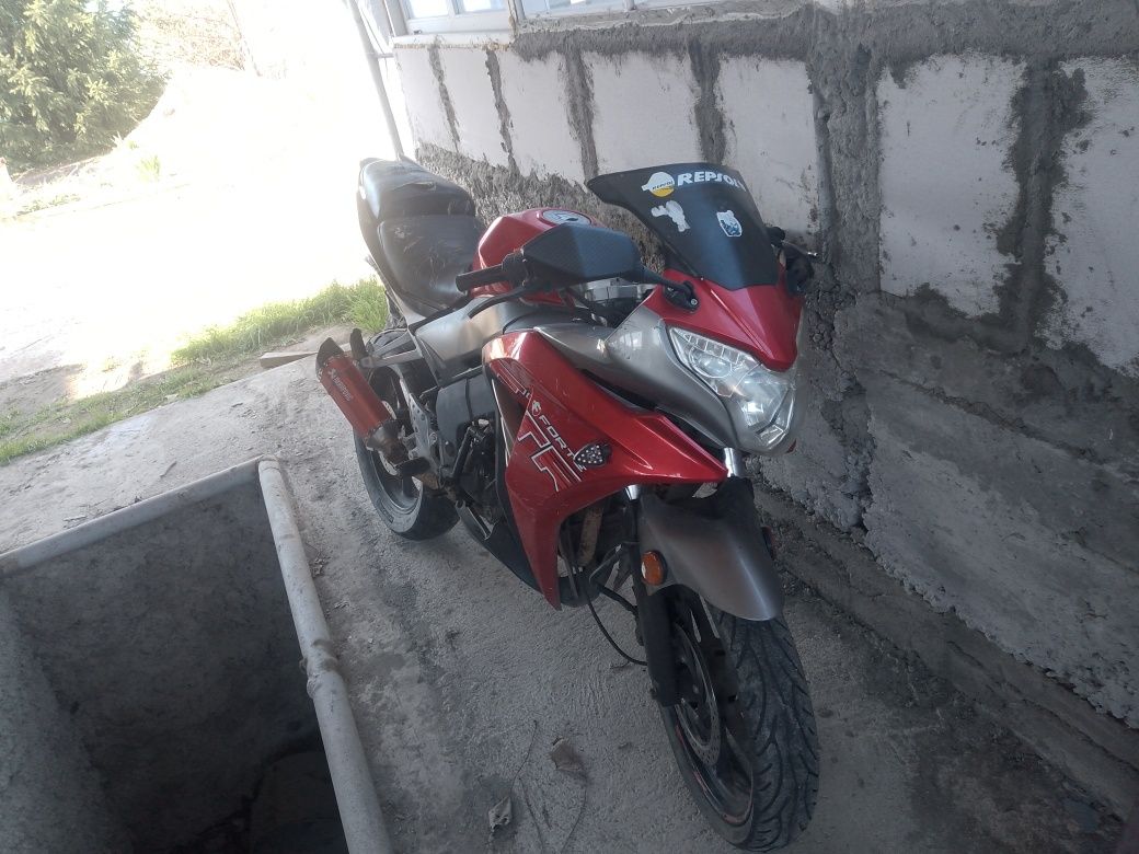 Продам мотоцыкл Форте 300 состояние хорошее