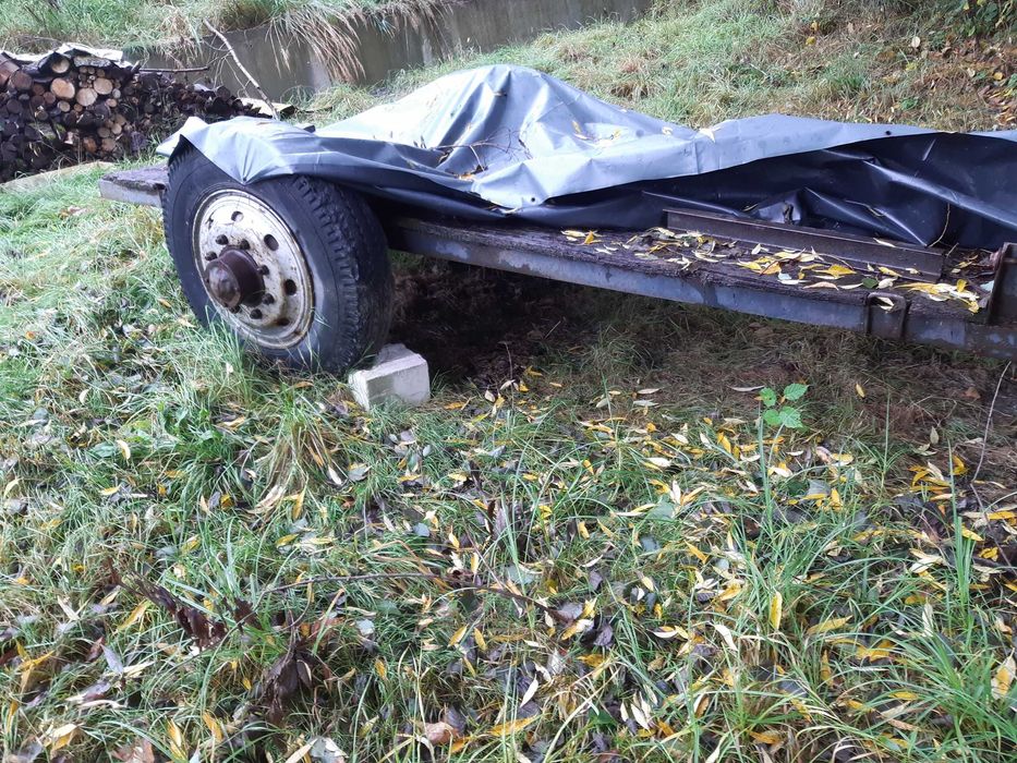 Wóz traktorowy przyczepa rolnicza jednoosiowa "dwukółka"