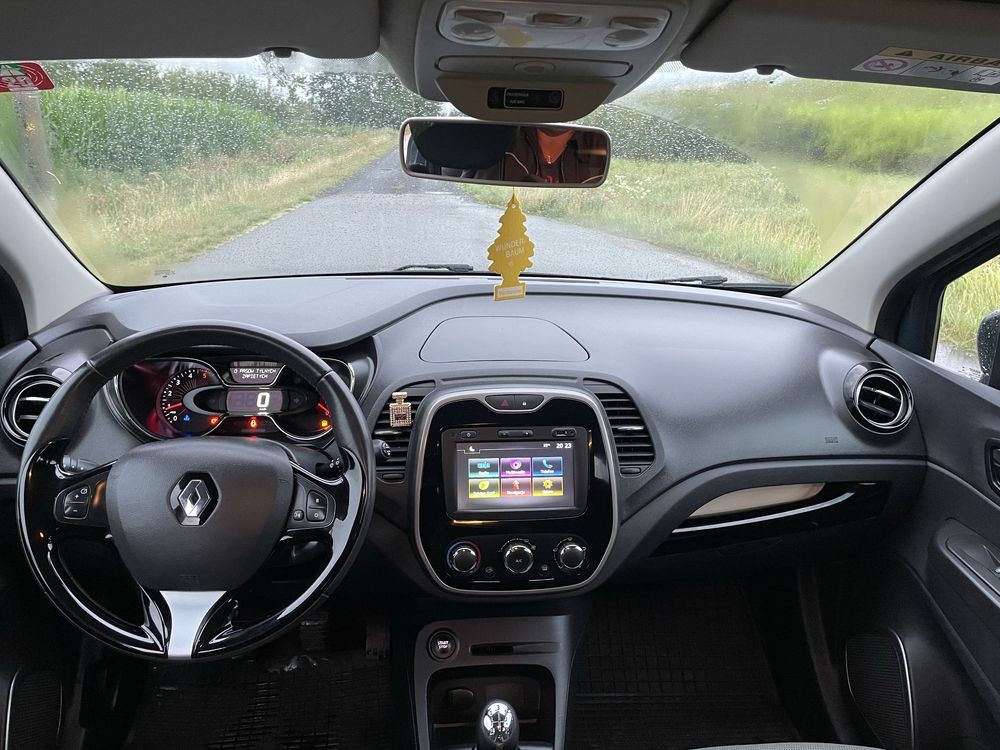 Renault Captur 1.5DCI  nowy rozrząd zarej pdc tył keyless