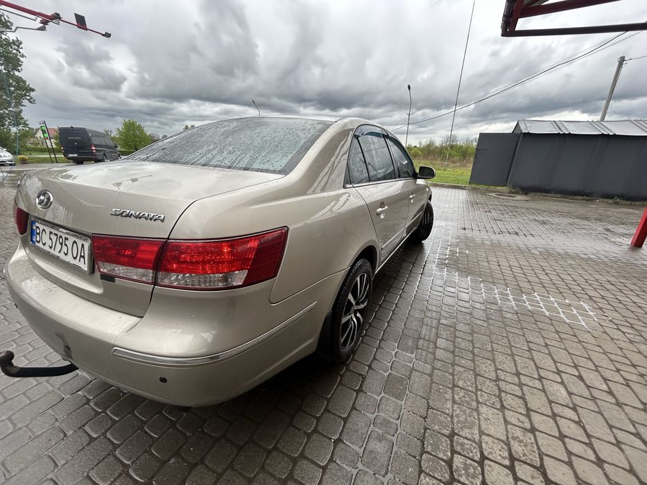 Hyundai Sonata NF