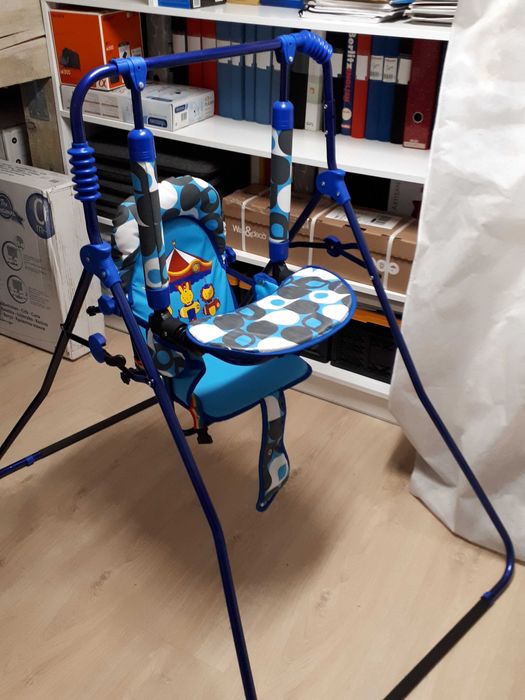 Huśtawka składana ze stolikiem