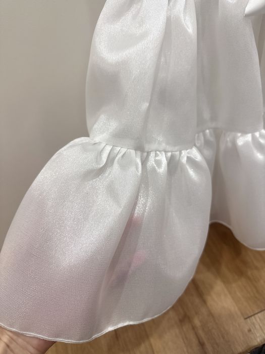 Сукня святкова на дівчинку 116р