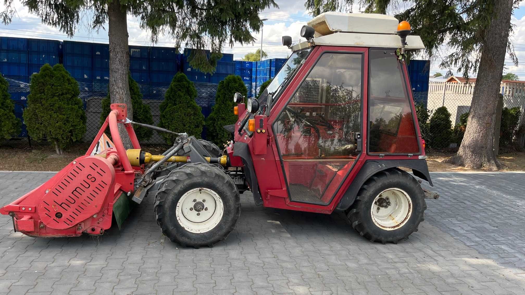 Traktor rolniczy górski AEBI TT 90 napęd 4x4 zaczep z przodu