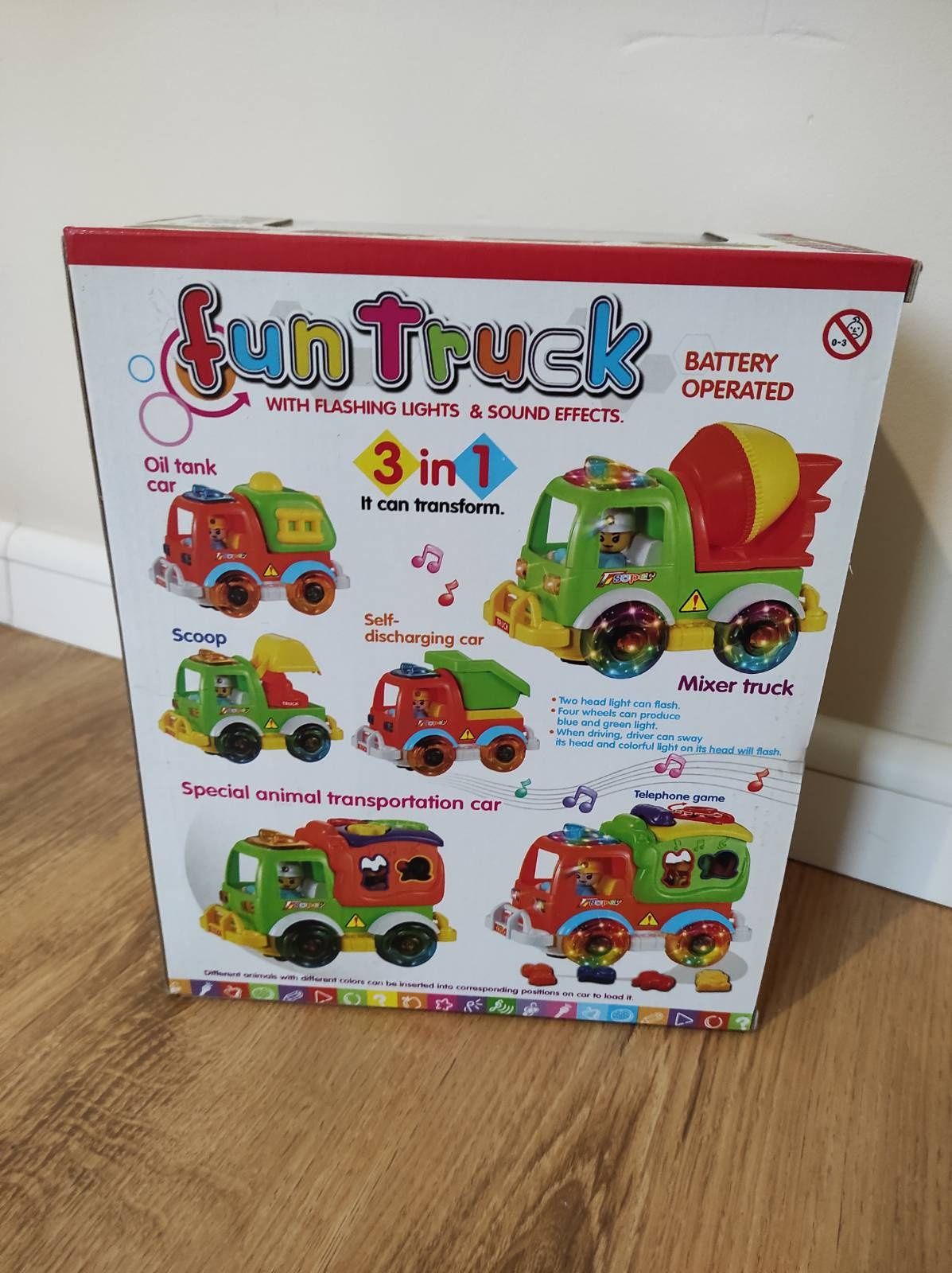 Samochód Fun Truck, jeździ, gra i świeci