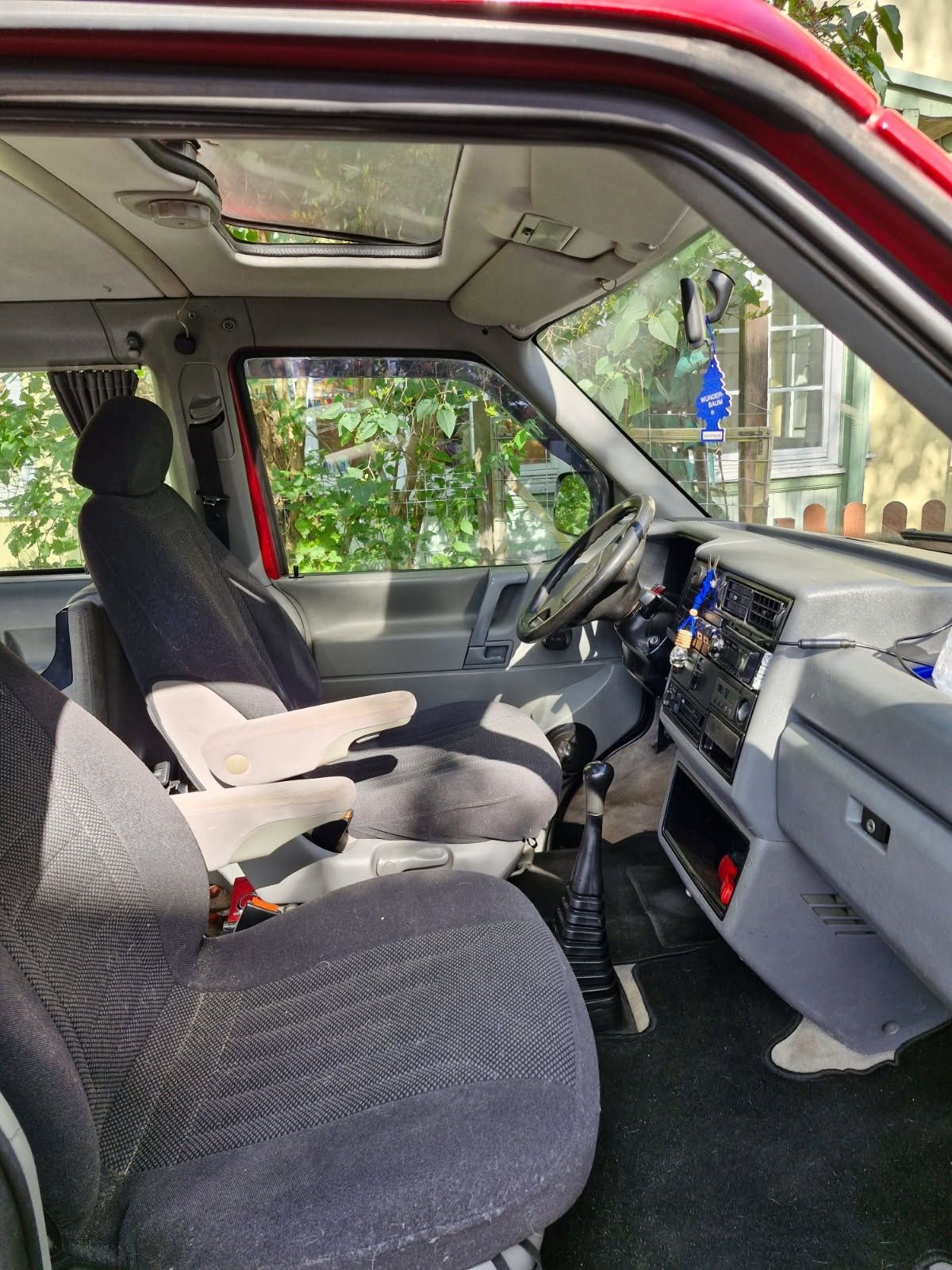 Sprzedam multiwana T4