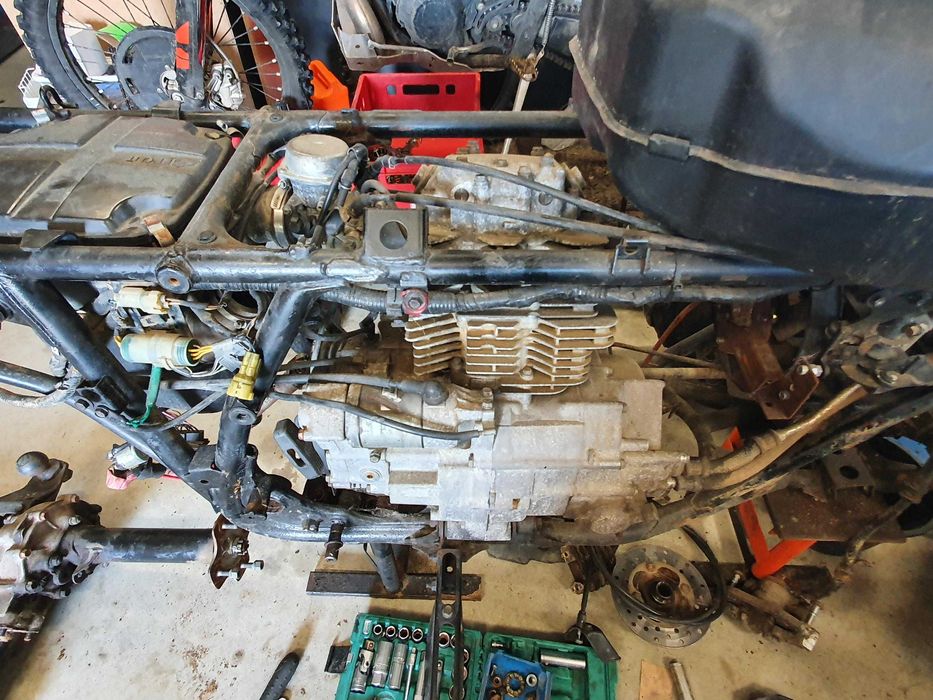Cylinder Tłok Honda TRX 500 Części wał Kartery Skrzynia dyfer Magneto