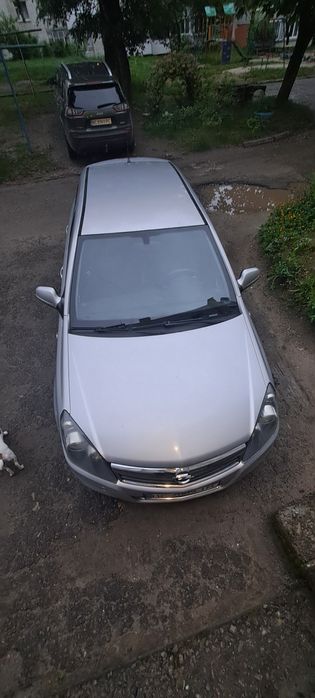 Автомобіль Opel astra H