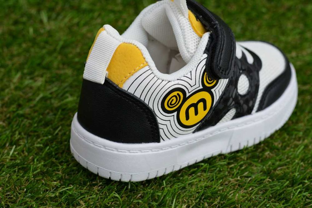 Весенние детские кроссовки Jong Golf сетка черный белые р26-31