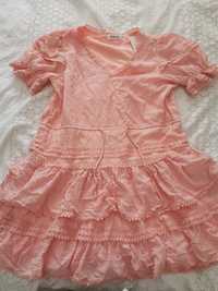 Vestido com folhos rosa