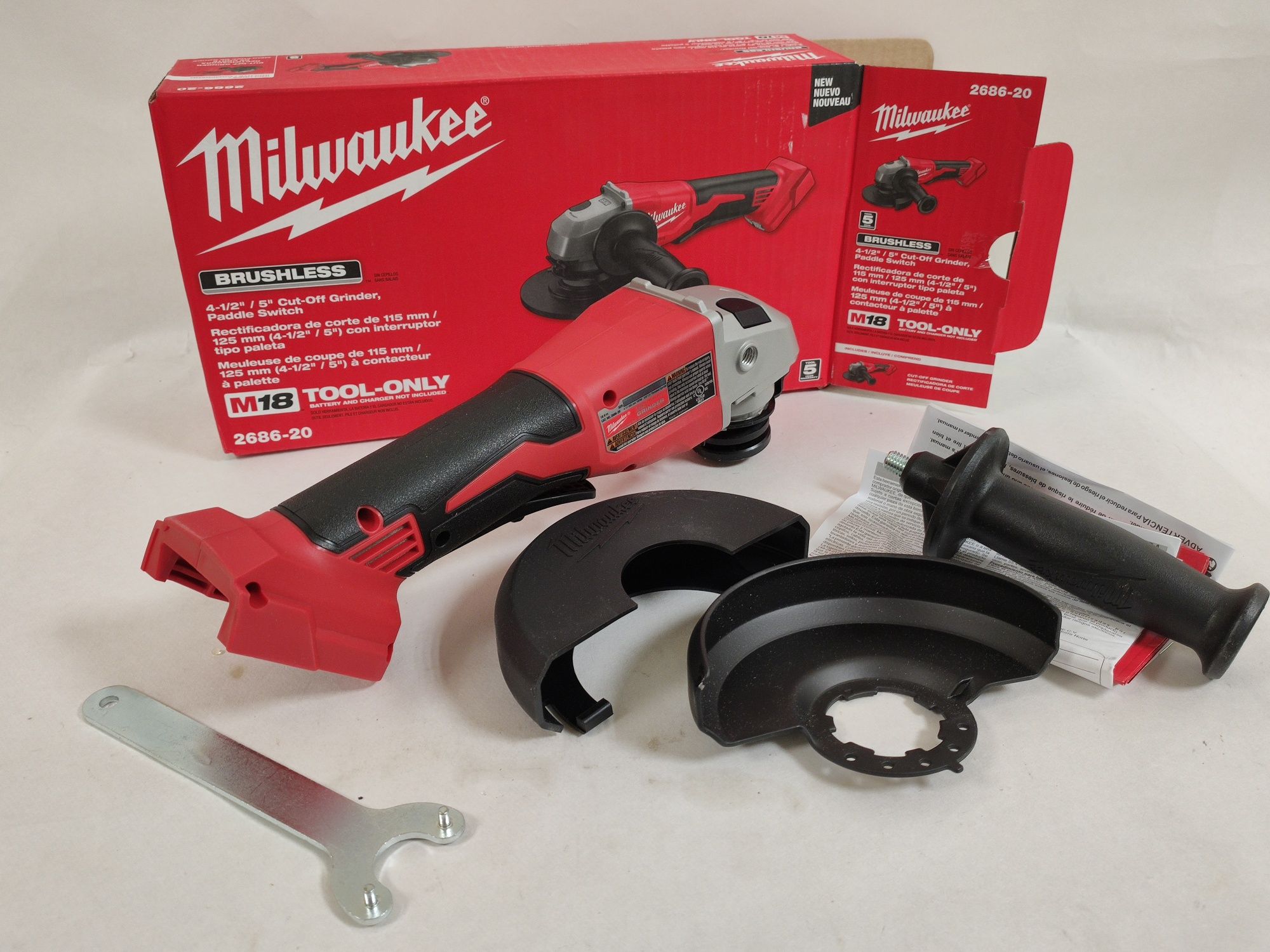 Безщіткова кутова шліфмашина Milwaukee M18™ 2686-20