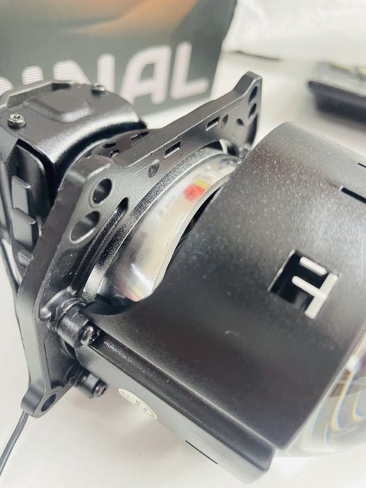 Лінзи AMS A3-MAX 3.0 дюйма у фари/61-68Вт/2 роки гарантії