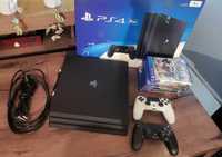 Konsola PlayStation 4 Pro / PS4 / + 2 pady + gry