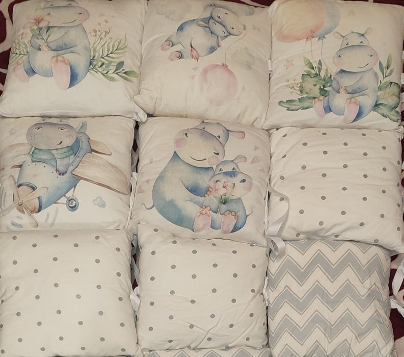 Бортики подушки в дитяче ліжко