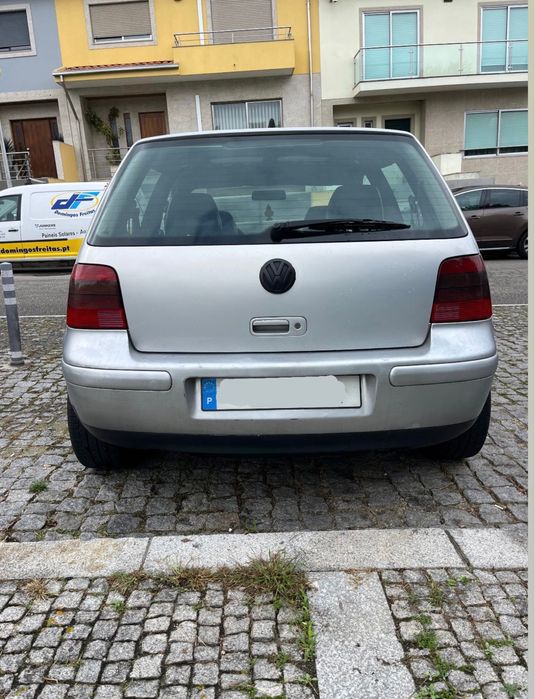 Vendo vw golf 4