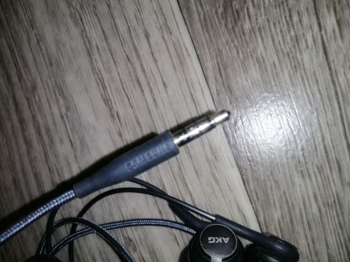 Наушники Samsung S8 original headphone Tuned by AKG.