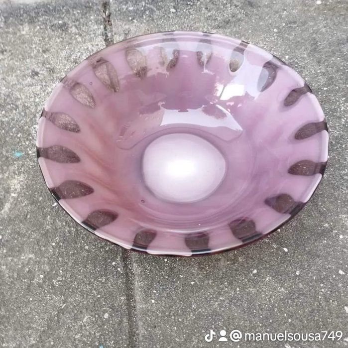 Vendo esta peça muita bonita bom estado