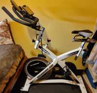 Bicicleta de ciclismo indoor BH 2.2