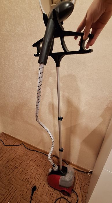 Відпарювач для одягу