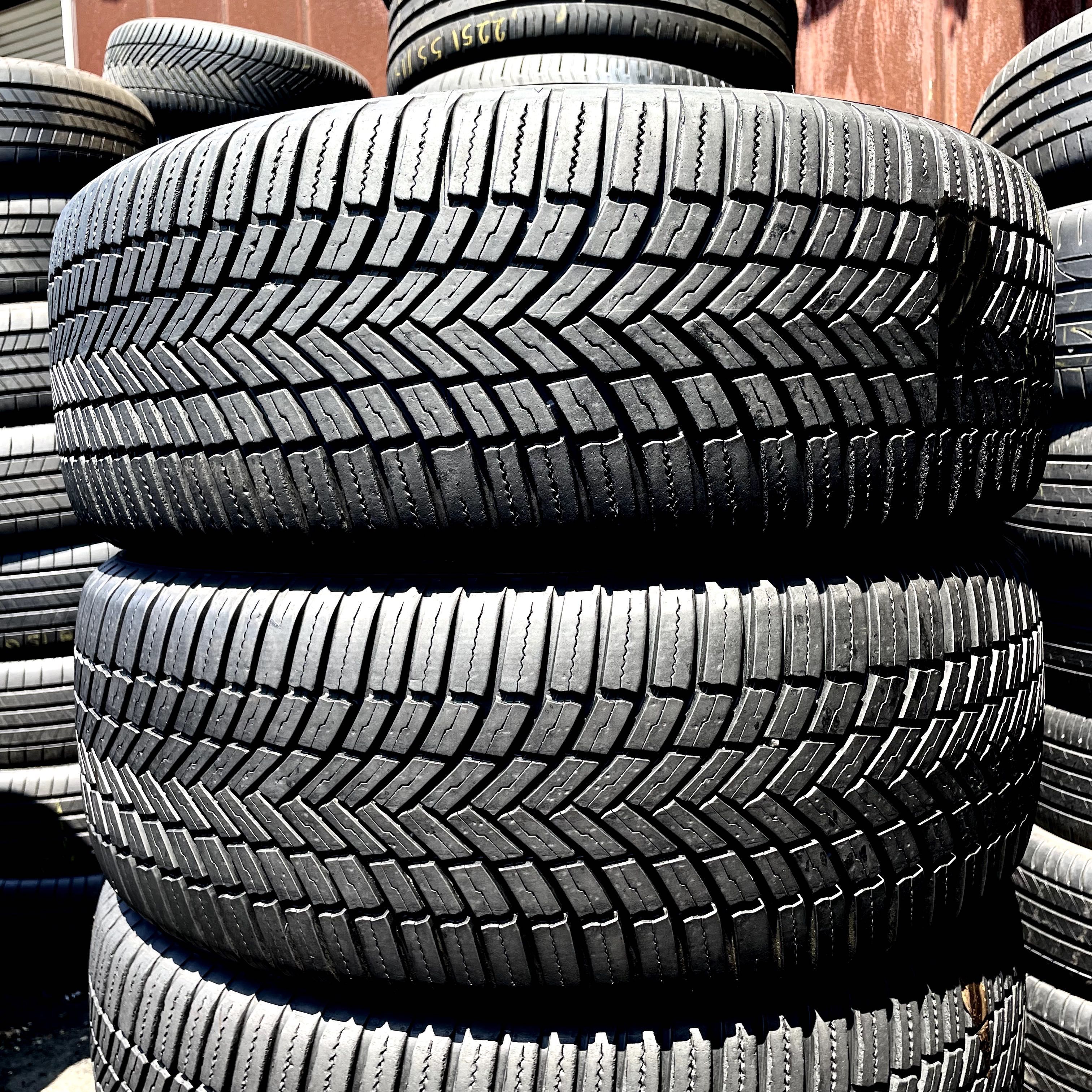 225/55/18 Bridgestone WeatherControl A005 | 95%остаток | зимние шины