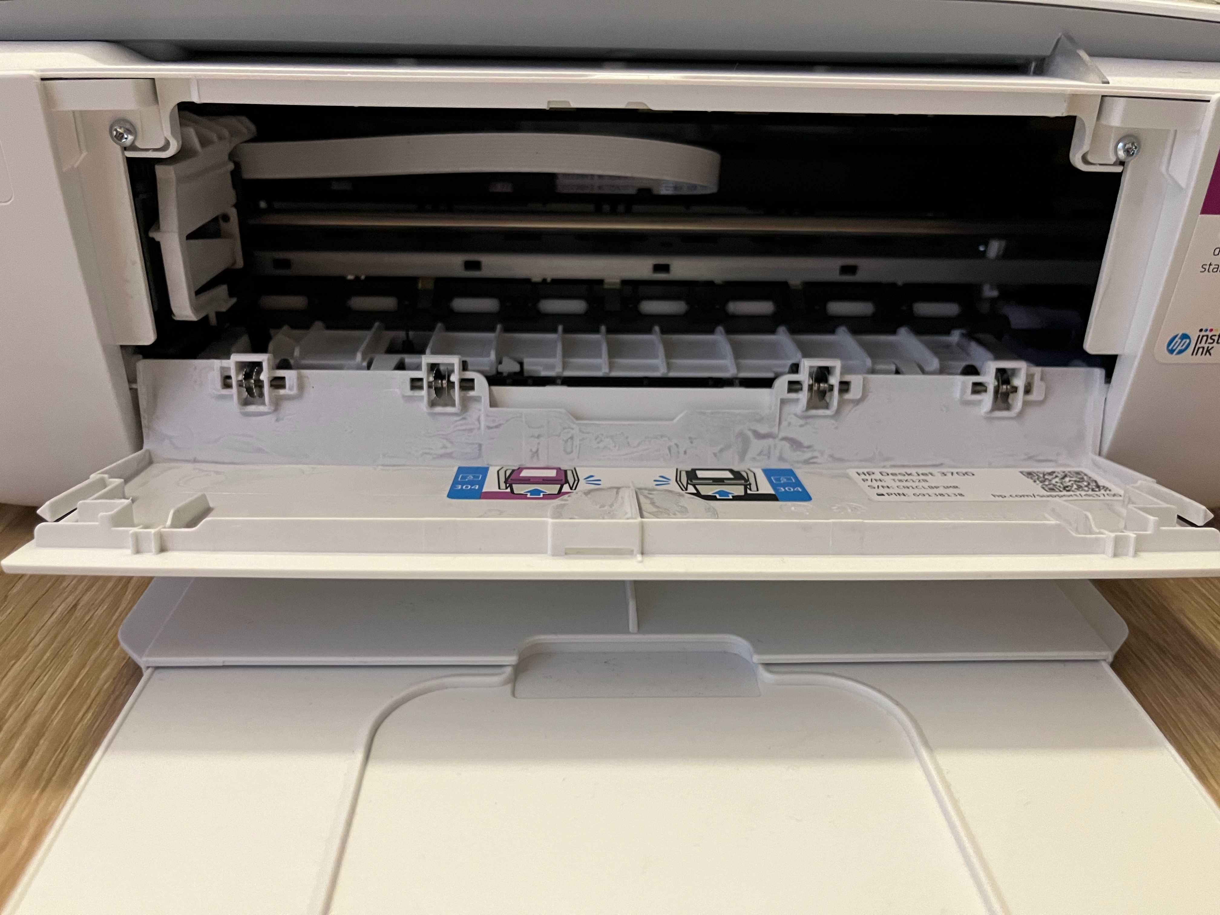 Drukarka HP DeskJet 3700 kolorowe druki z tuszami bezprzewodowa
