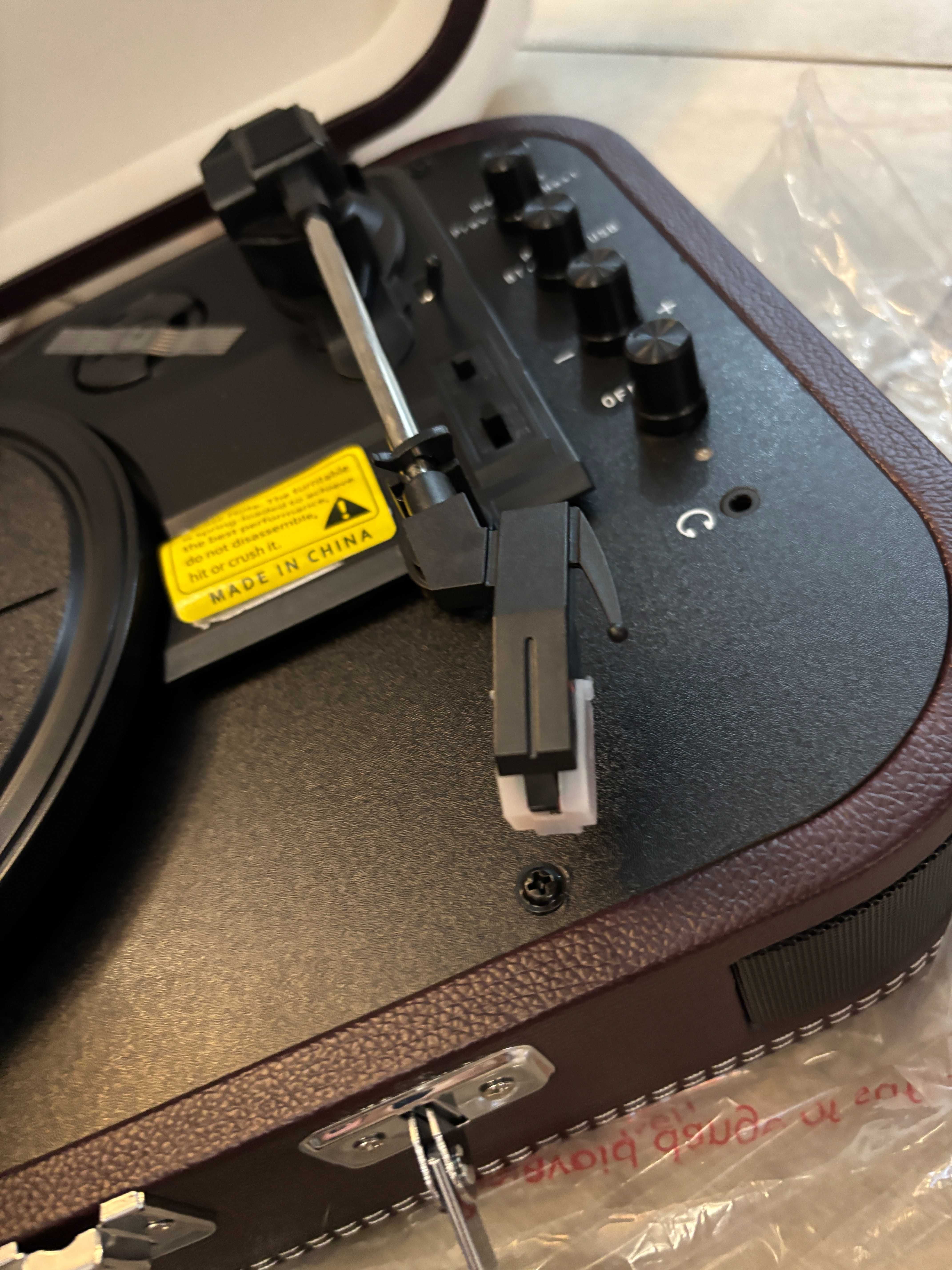 Elegancki Retro gramofon Voksun skórzana walizka Vintage Nowy