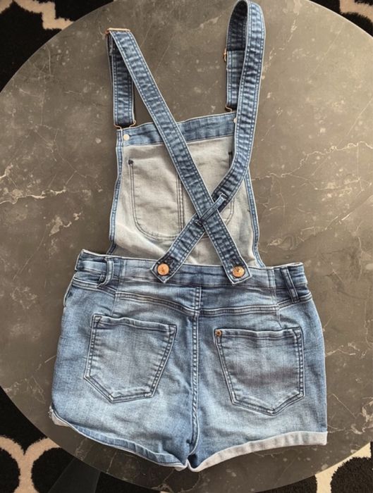 Dziecięce ogrodniczki