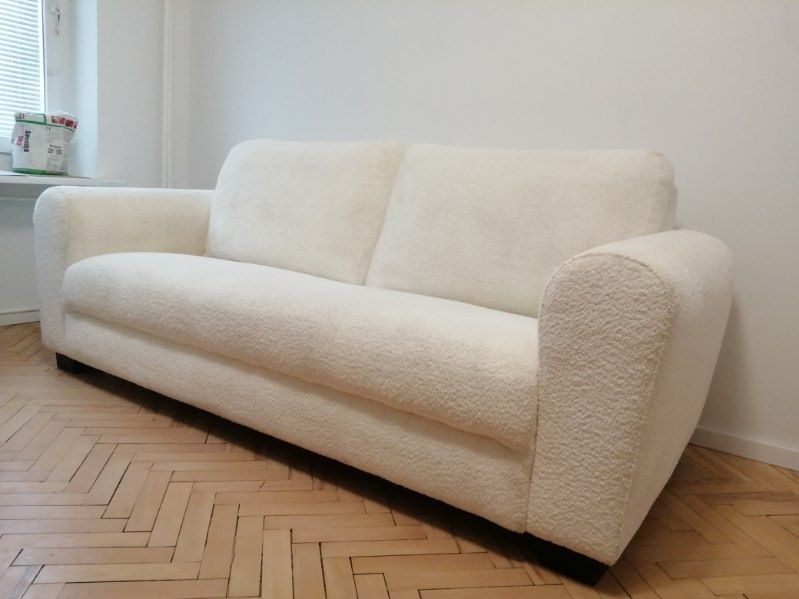 Sofa 3 osobowa z bukli