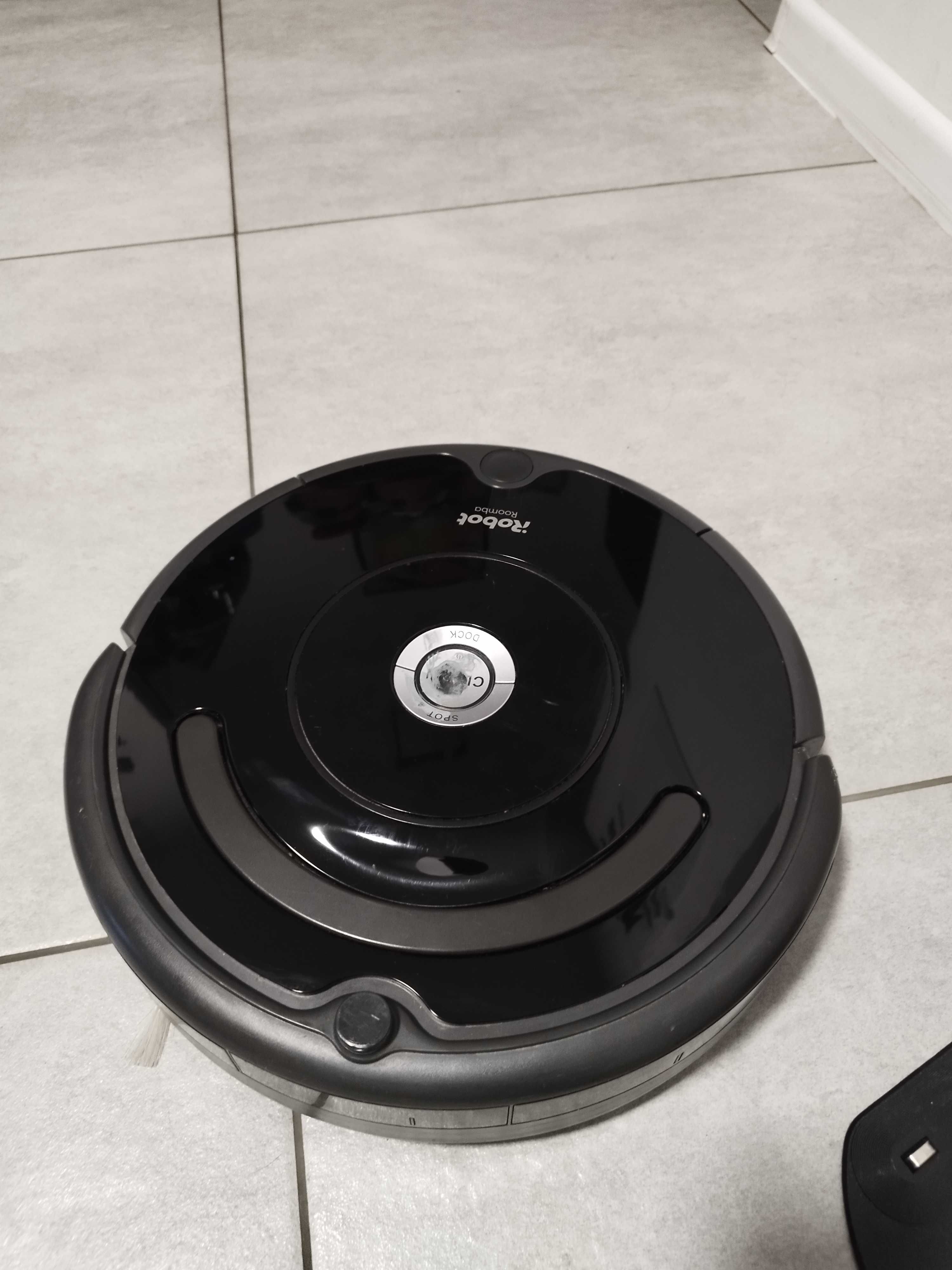 iRobot Roomba 671
