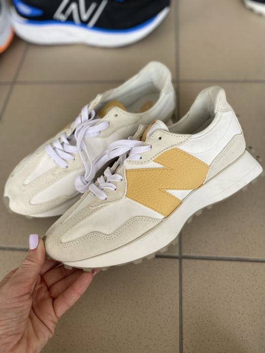 Кросівки New Balance 327 WS327if  38 оригінал