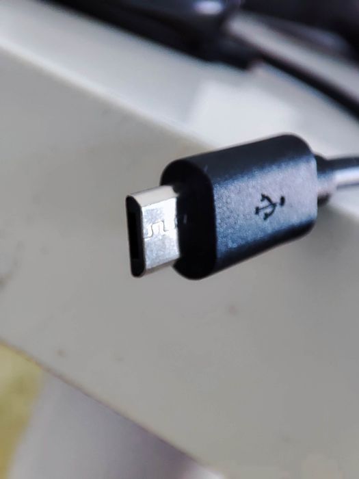 Carregador micro USB carro mota