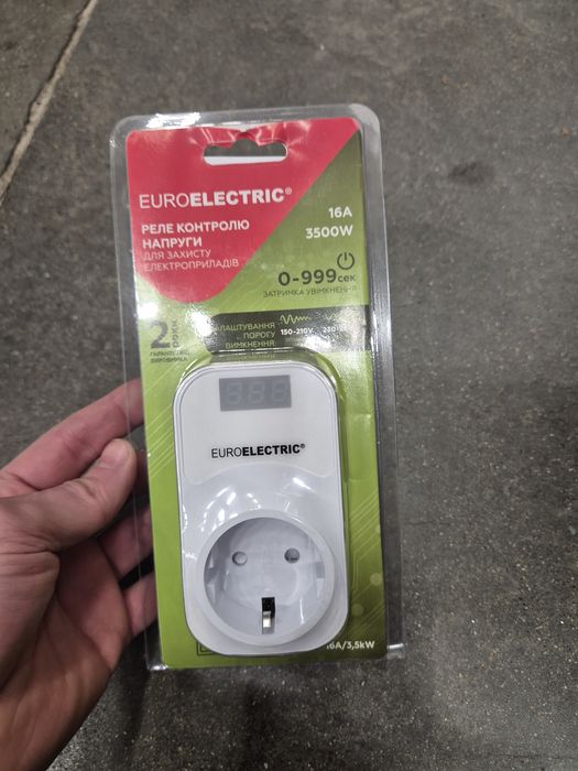 Реле контролю напруги Euroelectric  відсікач 16A