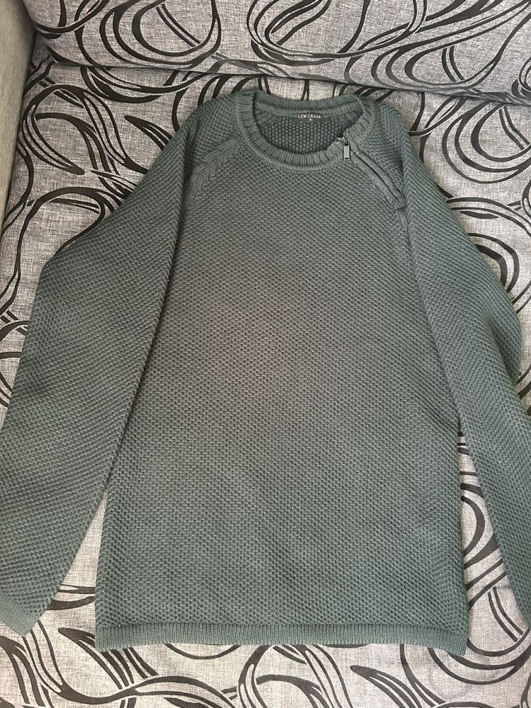 Вʼязаний   светр