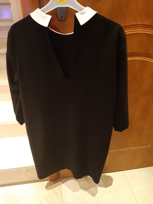 Sukienka czarna M stradivarius kołnierzyk biały polyester szkoła impre