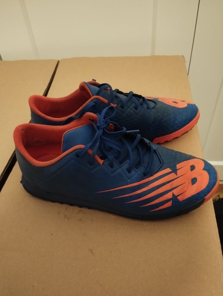 Buty piłkarskie firmy new balance rozmiar 39