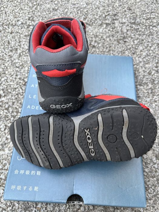 Sapatos Geox 35 azul preto vermelho