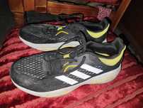 Buty sportowe Adidas dla biegaczy