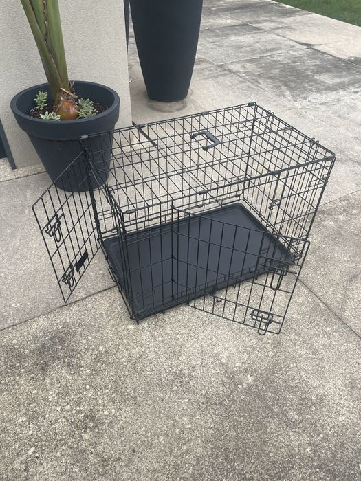 Casota / gaiola para cães