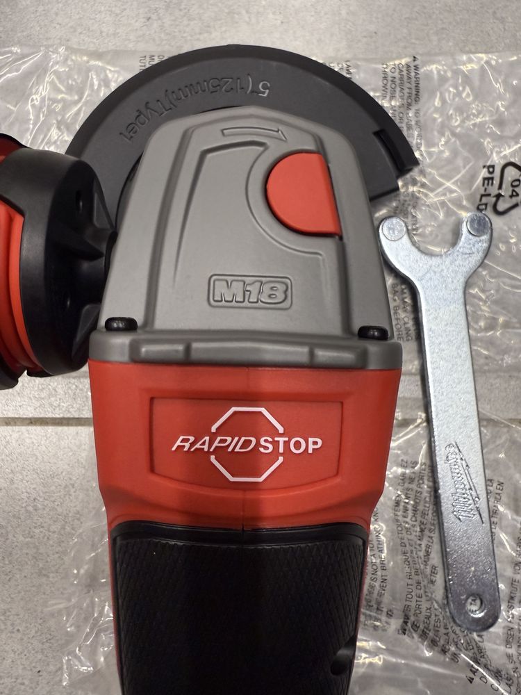 Нова безщіткова болгарка УШМ Milwaukee 2880-20 M18 Fuel 125мм. USA