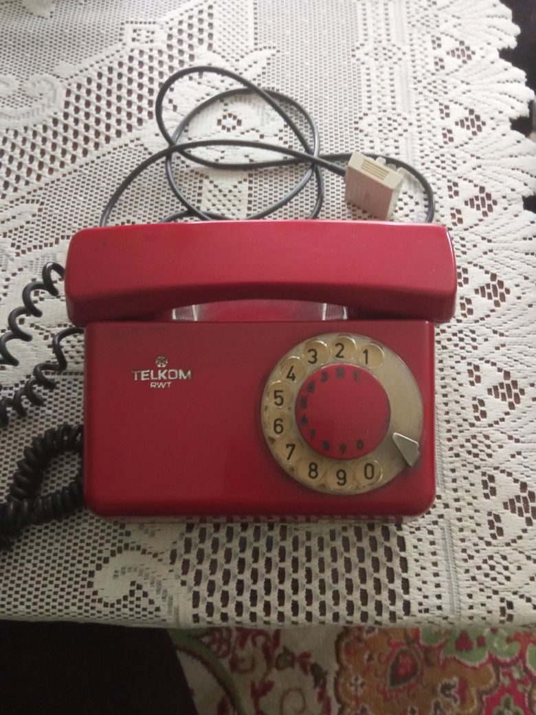 Telefon stacjonarny telkom RWT PRL czerwony