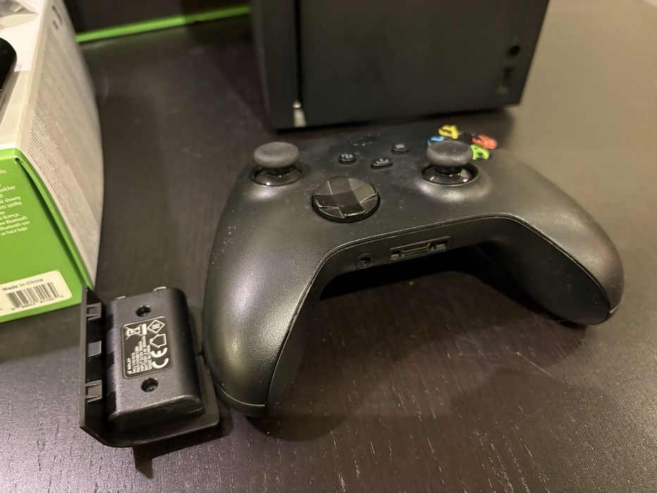 Xbox series X 1TB com caixa