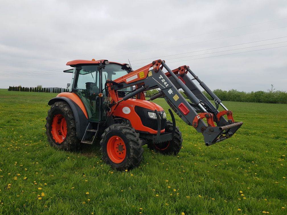 Kubota    M7060  M4