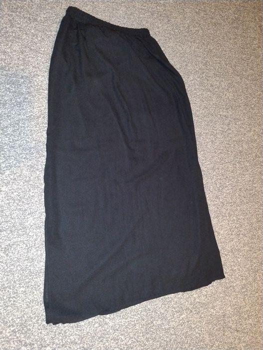 Czarna długa spódnica Terranova