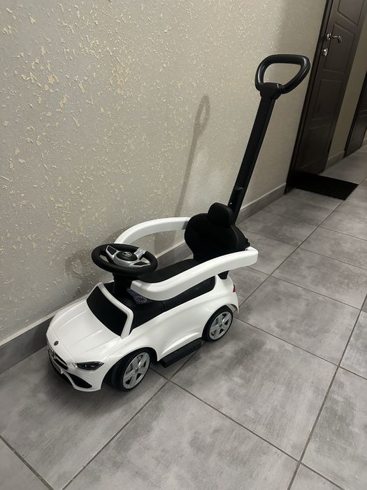 Машинка каталка-толокар Mercedes-Benz C-Class