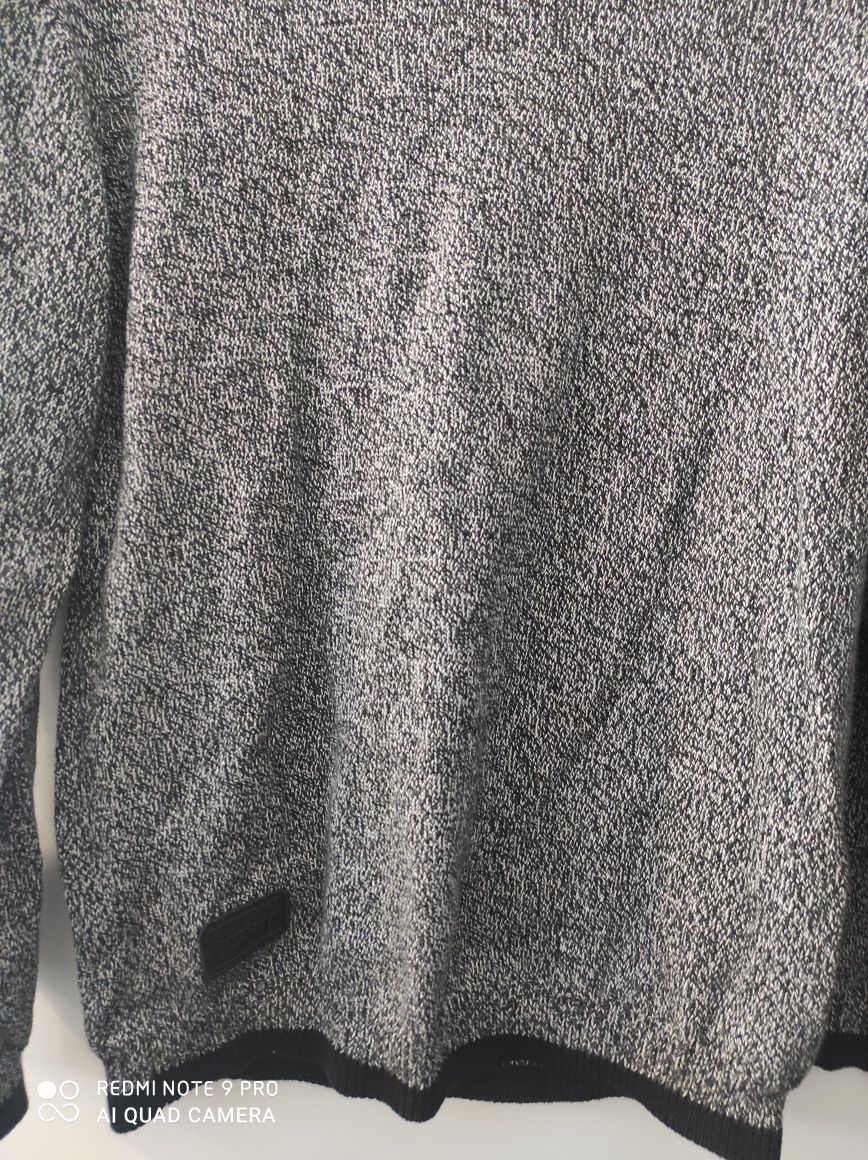 Sprzedam męski sweter