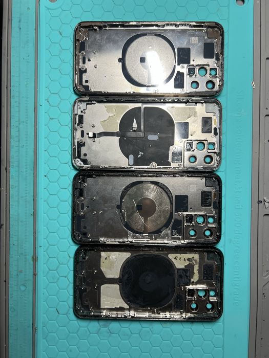 Корпуса iPhone 11 Pro