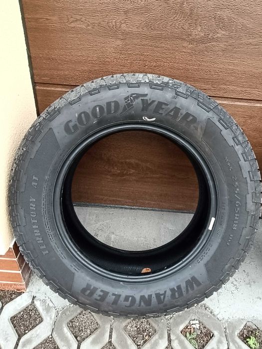 Opony Goodyear Wrangler 255/65 R18